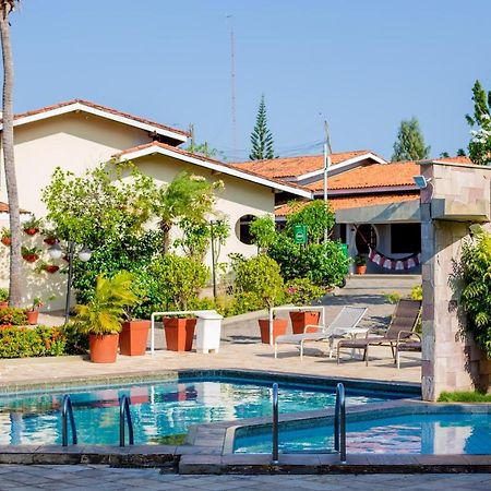 Hotel Pousada Do Buriti Баррейриньяс Экстерьер фото